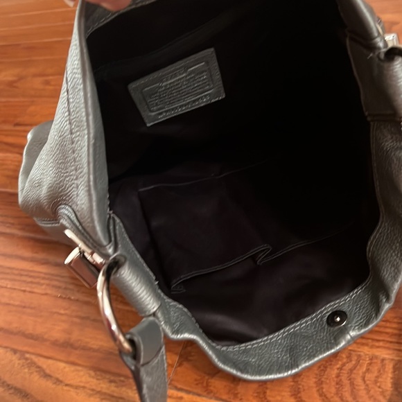 Purse - Picture 2 of 7